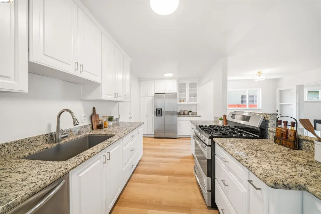 26493 Taft Street Hayward CA 94544