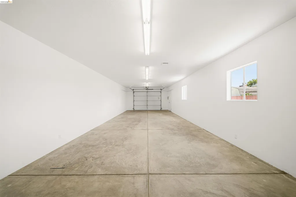 26493 Taft Street Hayward CA 94544