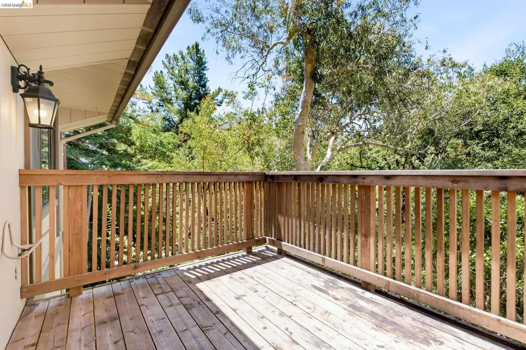 158 Alamo Square Alamo CA 94507