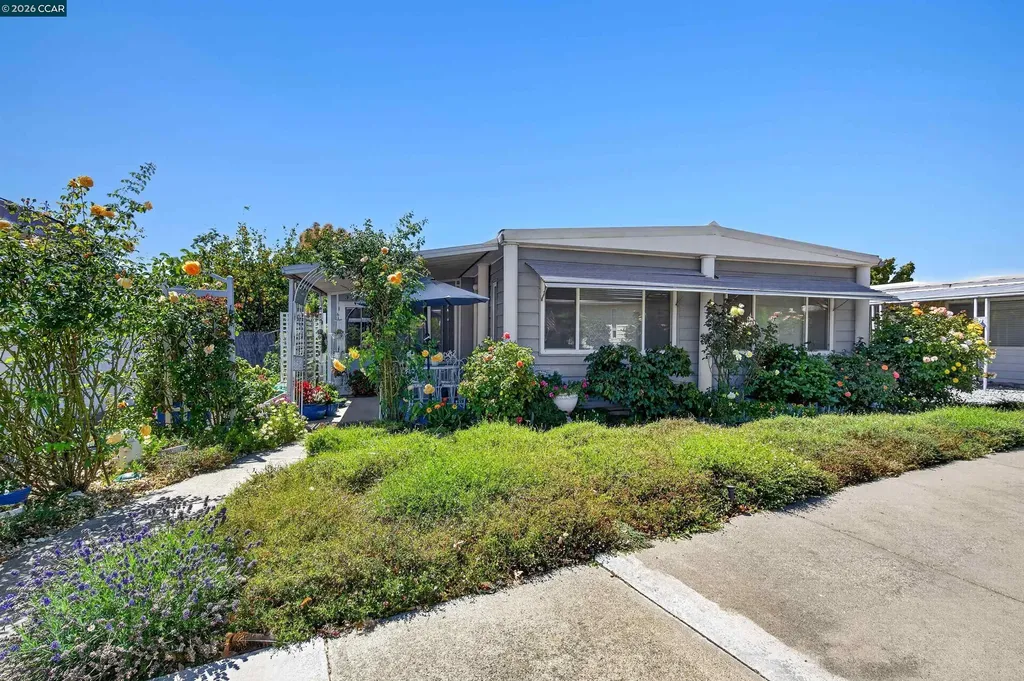 2119 Dalis Concord CA 94520