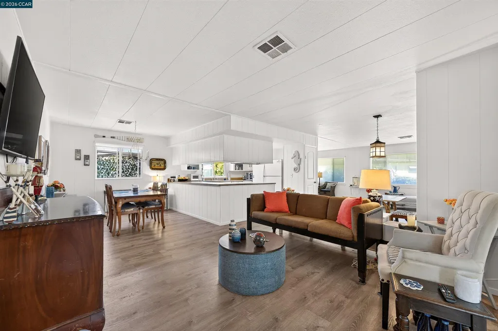 2119 Dalis Concord CA 94520