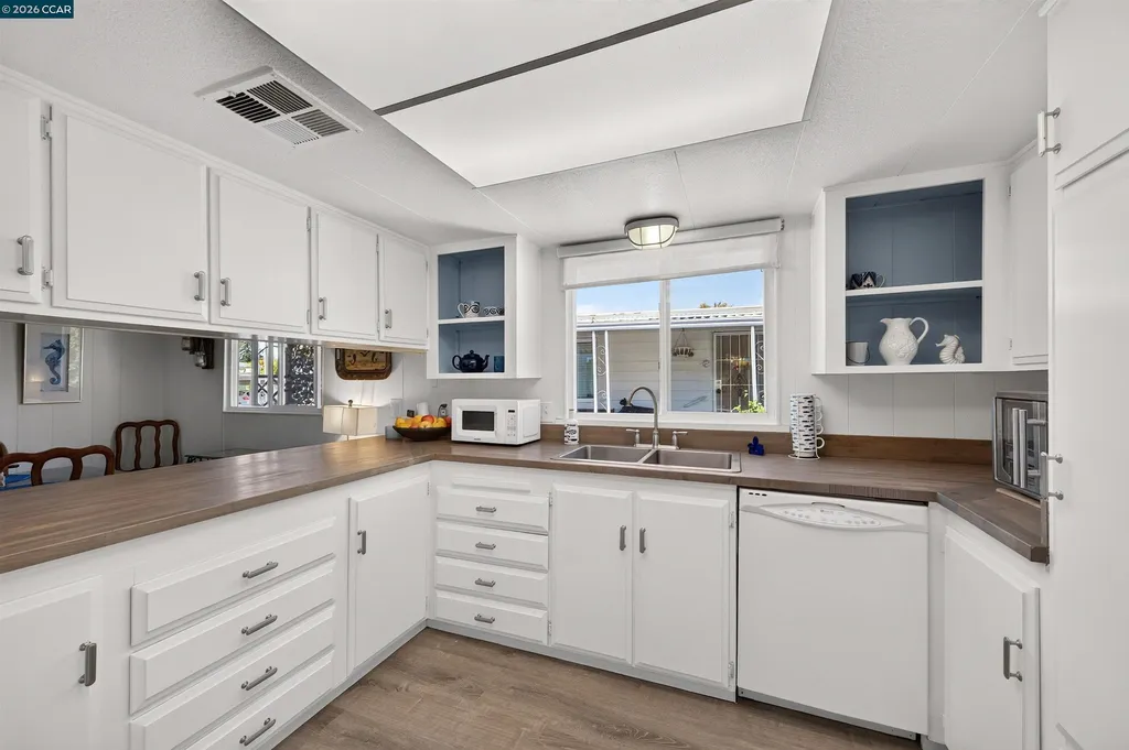 2119 Dalis Concord CA 94520