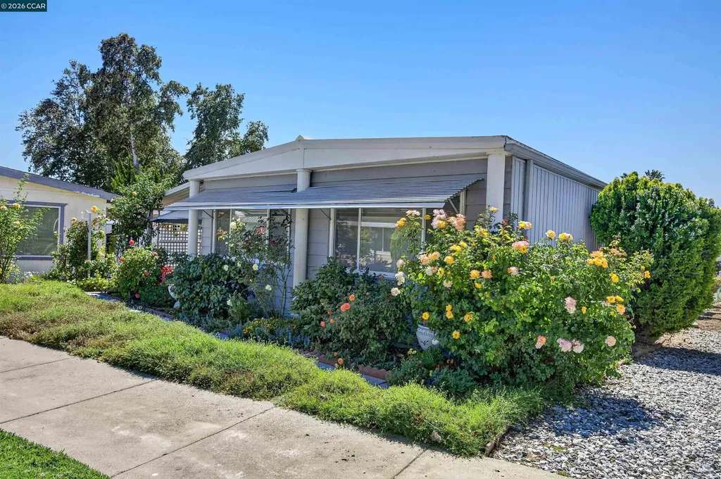 2119 Dalis Concord CA 94520