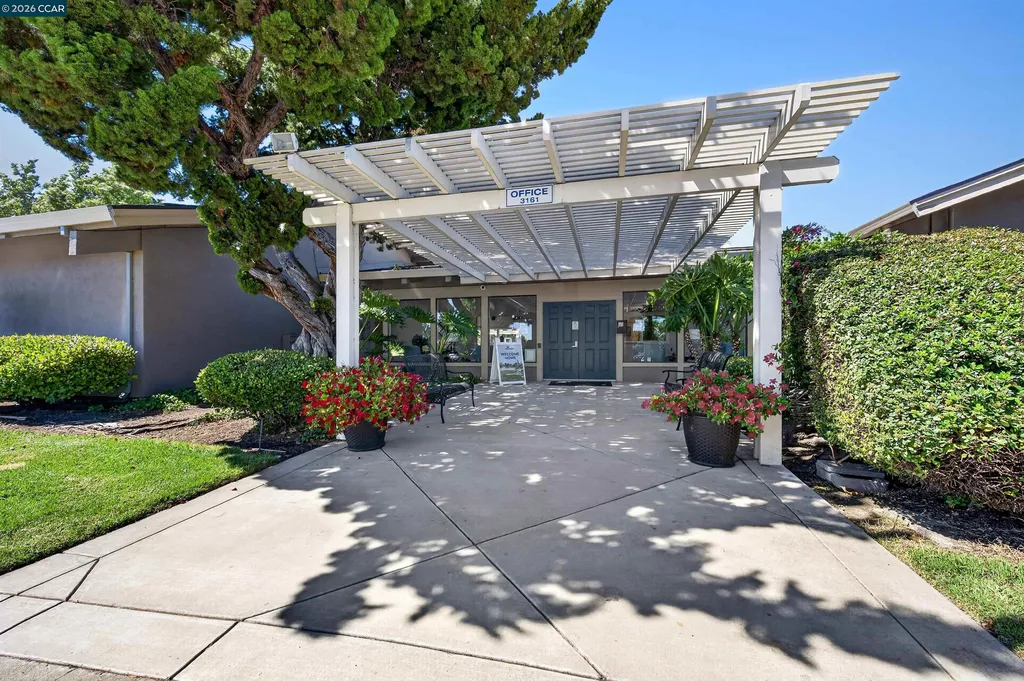 2119 Dalis Concord CA 94520