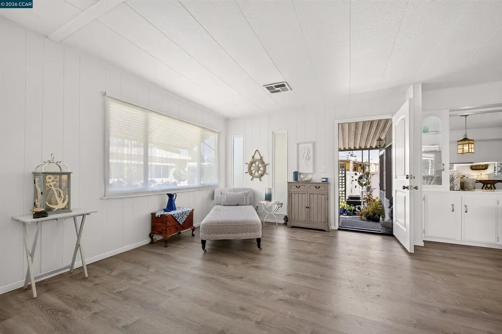 2119 Dalis Concord CA 94520