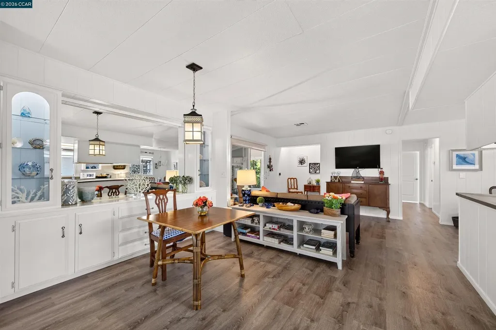2119 Dalis Concord CA 94520