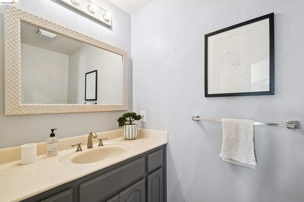 144 Joscolo View Clayton CA 94517
