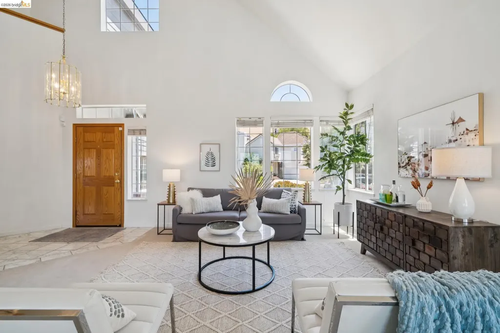 144 Joscolo View Clayton CA 94517