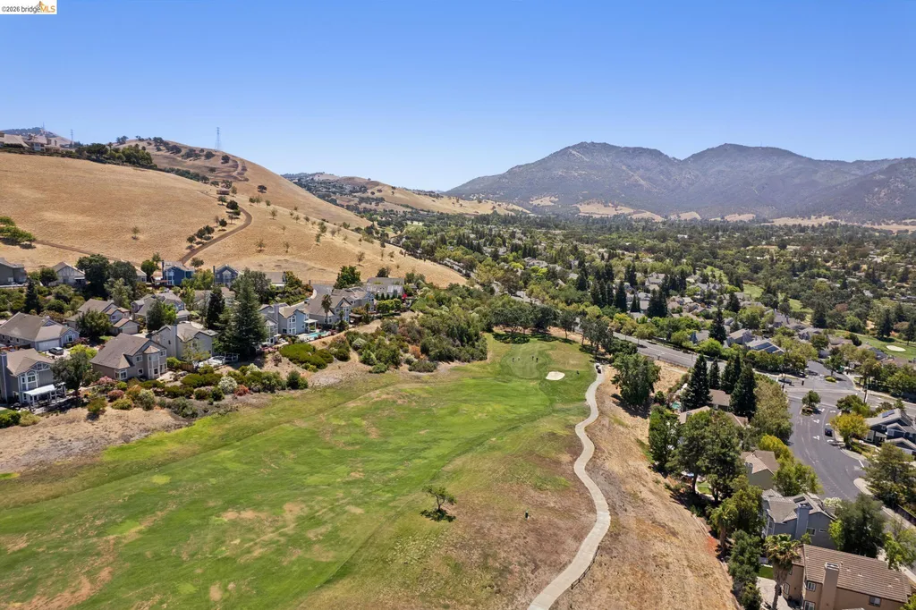 144 Joscolo View Clayton CA 94517