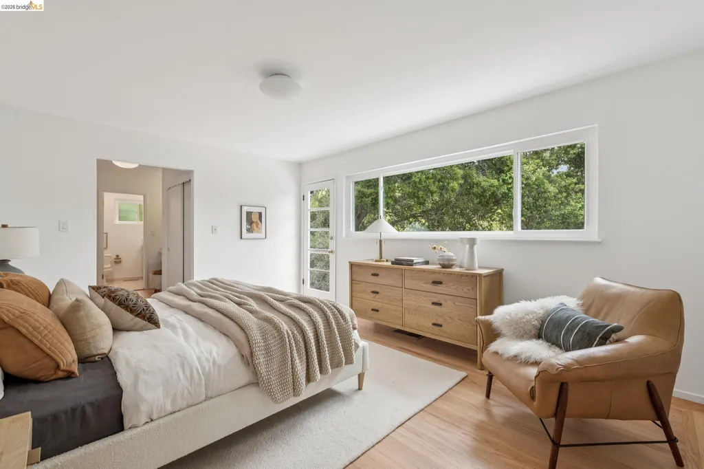 21 Orinda Vista Drive Oakland CA 94605