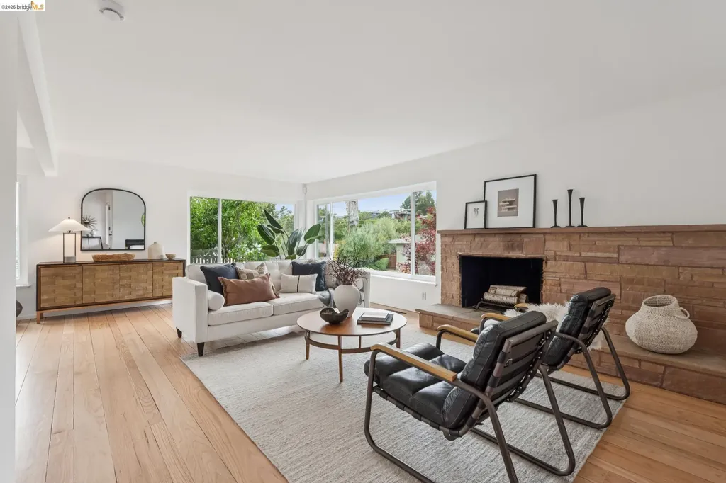 21 Orinda Vista Drive Oakland CA 94605