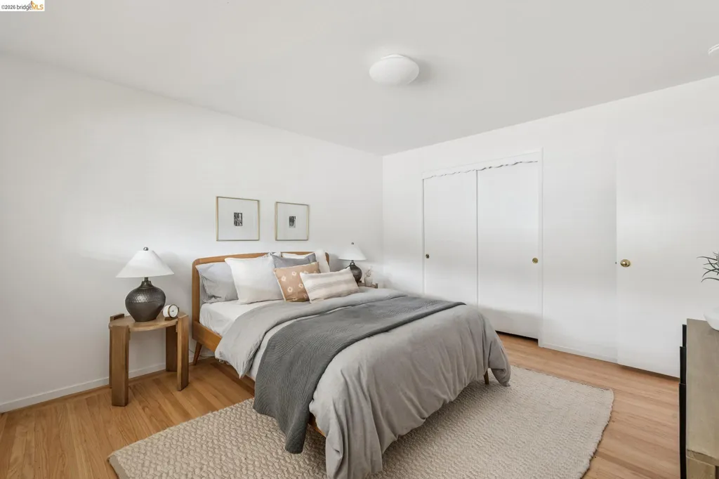 21 Orinda Vista Drive Oakland CA 94605