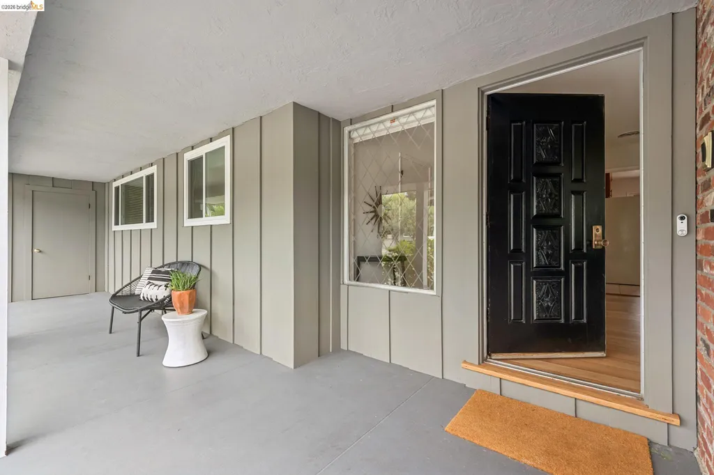 21 Orinda Vista Drive Oakland CA 94605