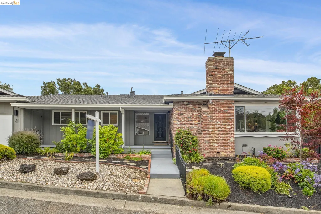 21 Orinda Vista Drive Oakland CA 94605