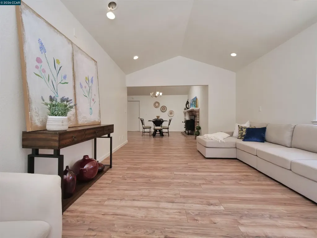 913 Seascape Circle Rodeo CA 94572