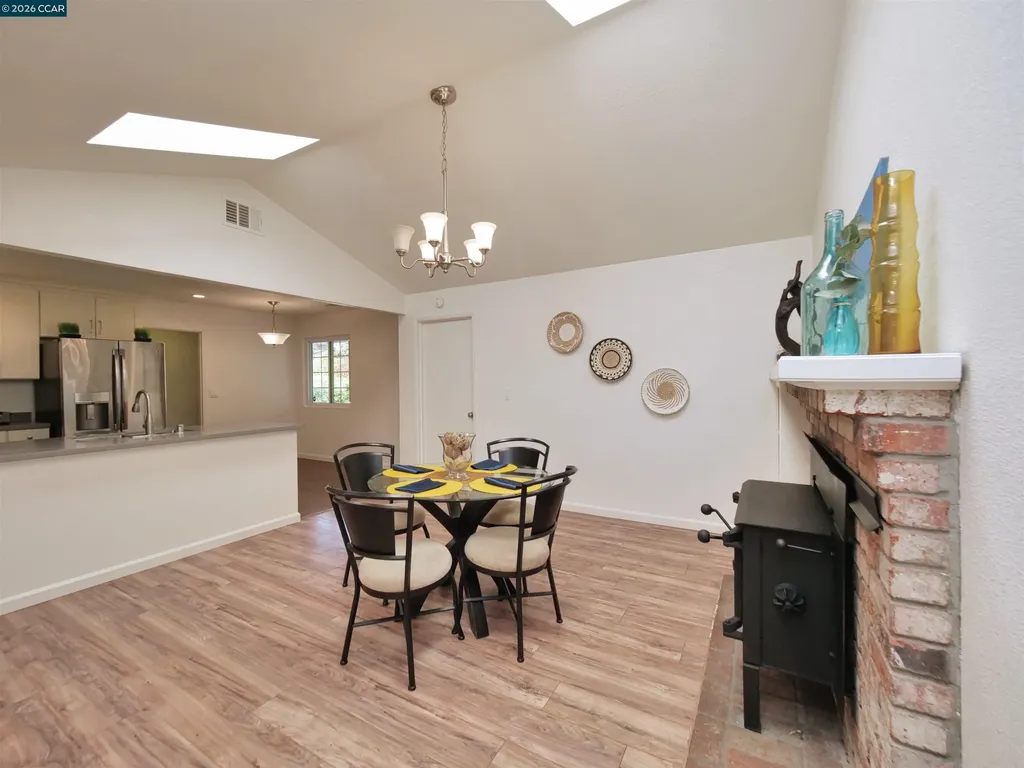 913 Seascape Circle Rodeo CA 94572