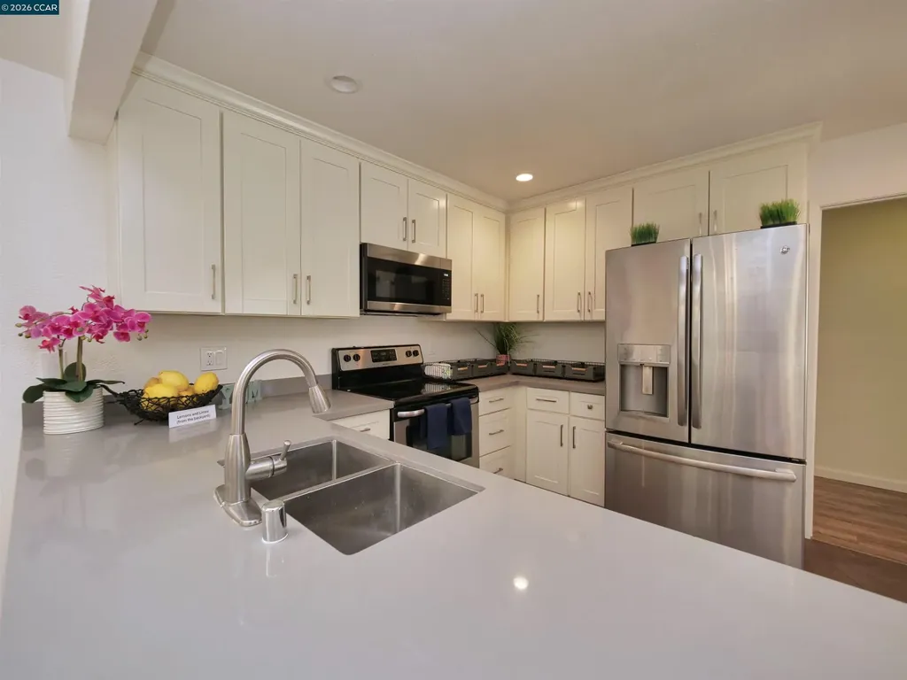 913 Seascape Circle Rodeo CA 94572