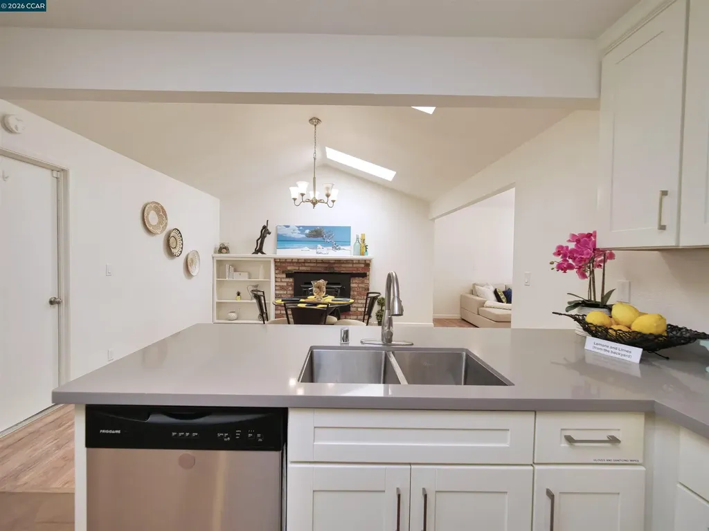 913 Seascape Circle Rodeo CA 94572