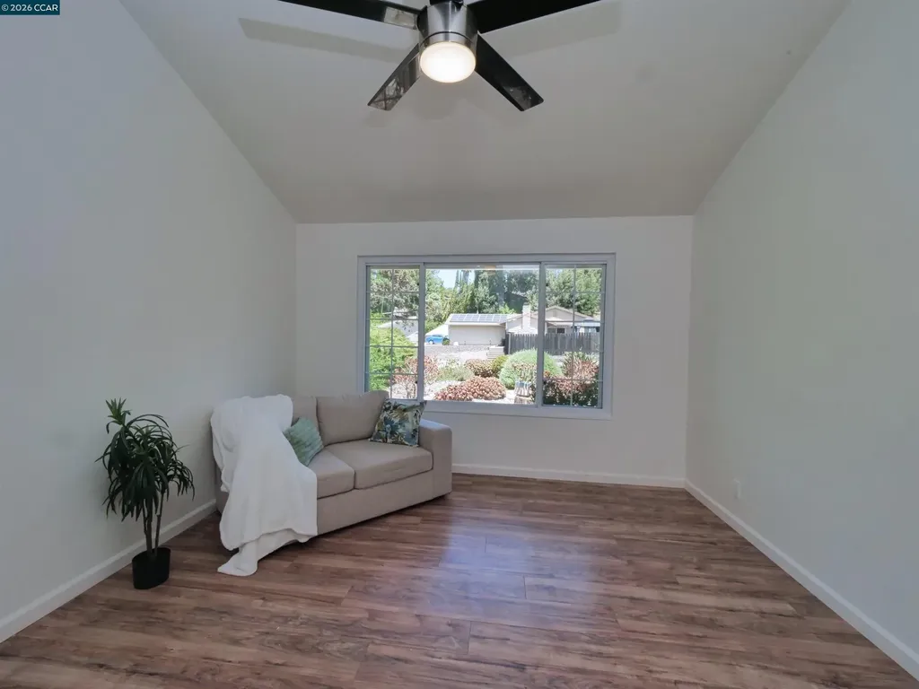 913 Seascape Circle Rodeo CA 94572