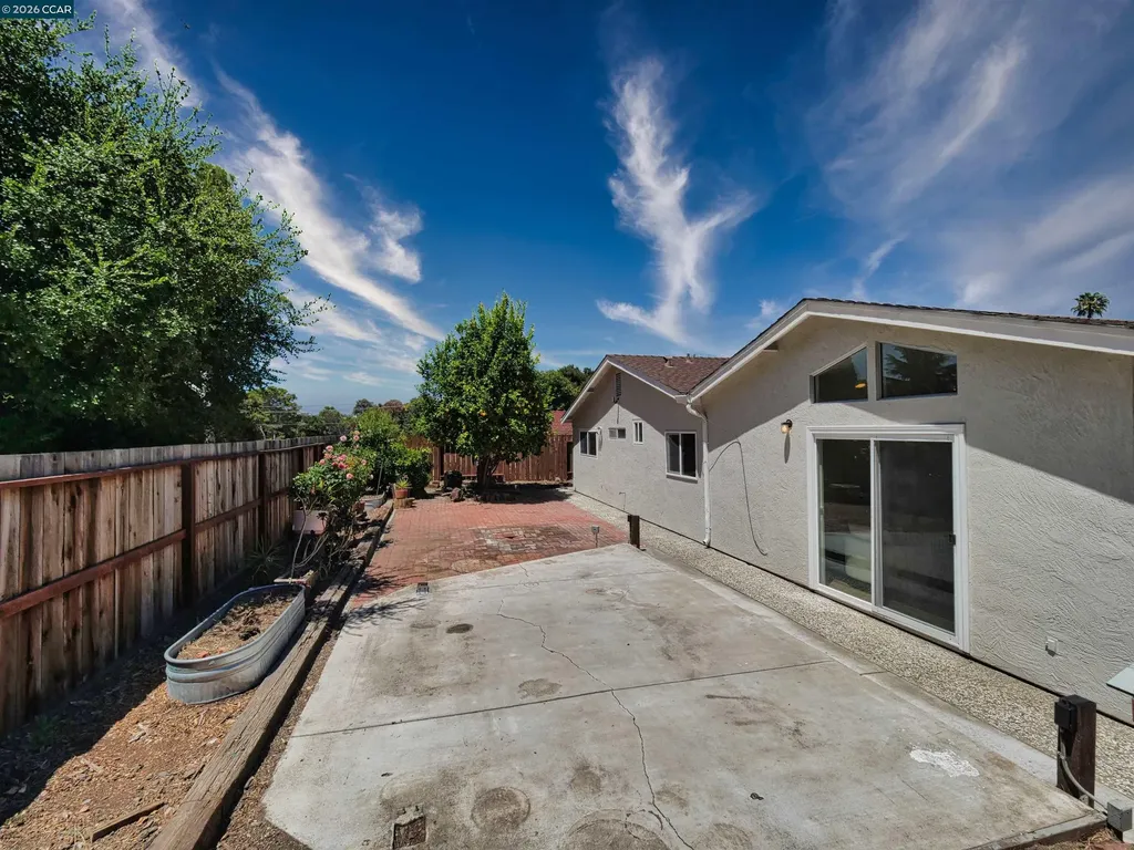 913 Seascape Circle Rodeo CA 94572