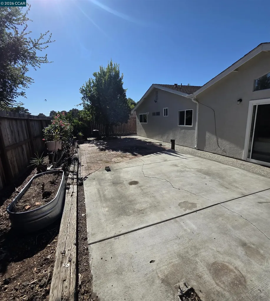 913 Seascape Circle Rodeo CA 94572