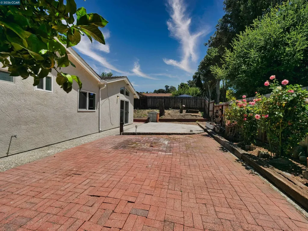 913 Seascape Circle Rodeo CA 94572