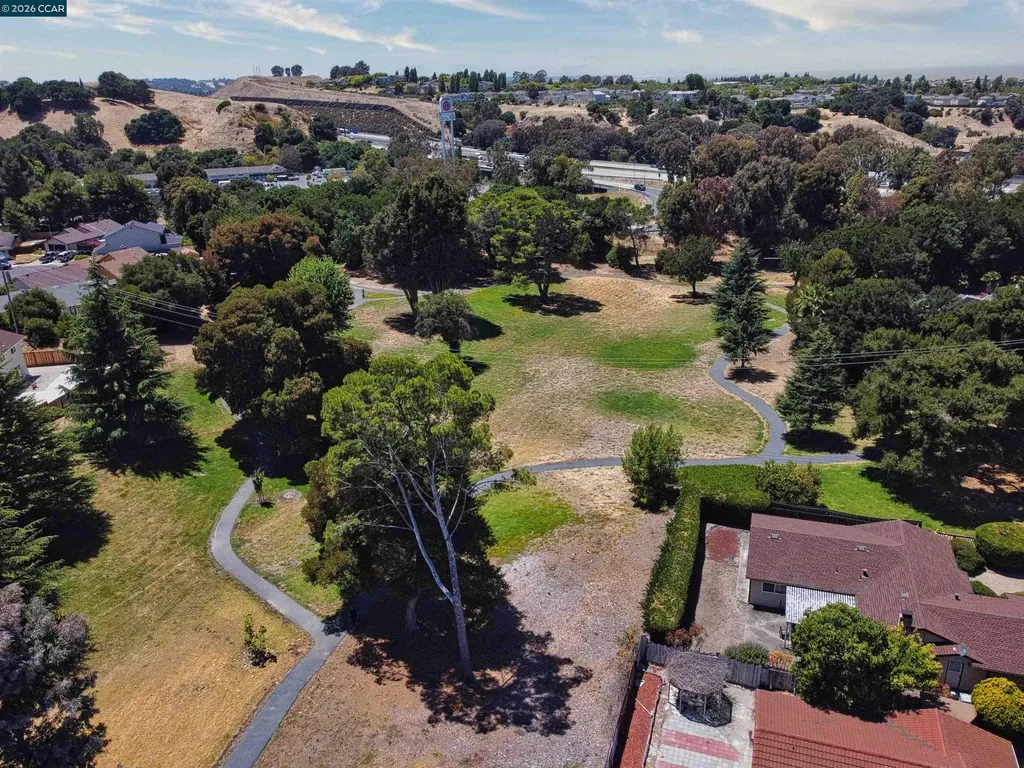 913 Seascape Circle Rodeo CA 94572