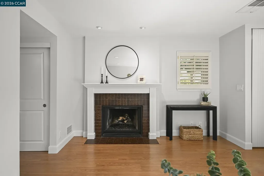 1927 Olmo Way Walnut Creek CA 94598