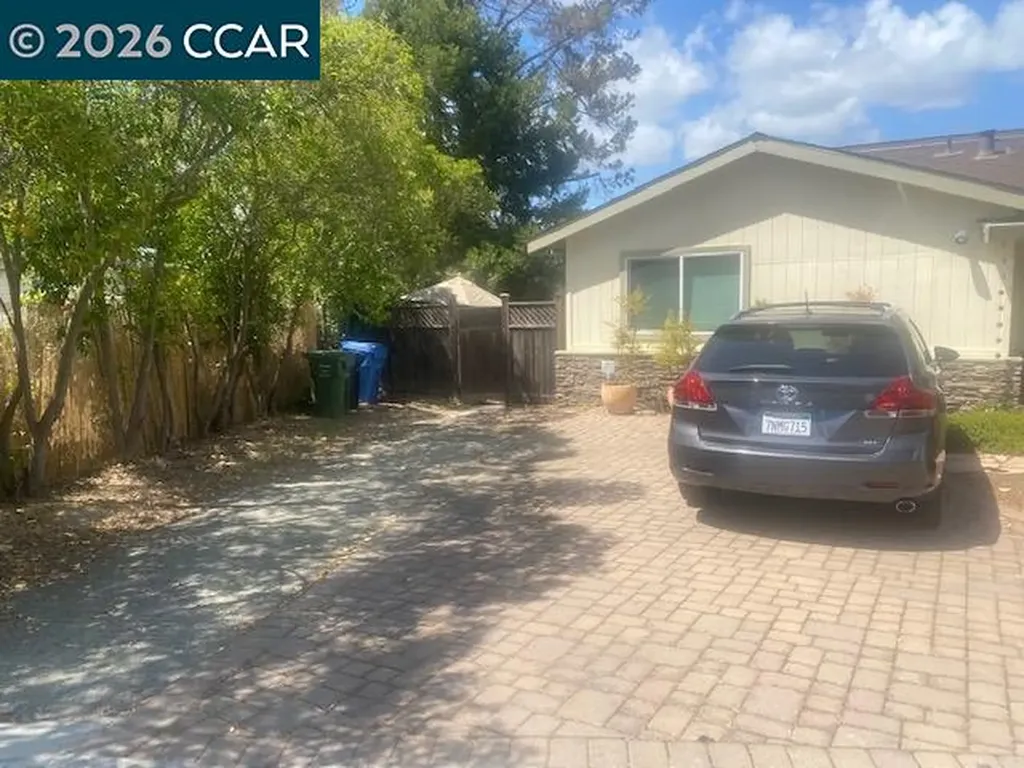 12 Trina Court Walnut Creek CA 94596