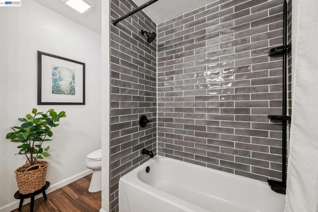 151 Purcell Drive Alameda CA 94502
