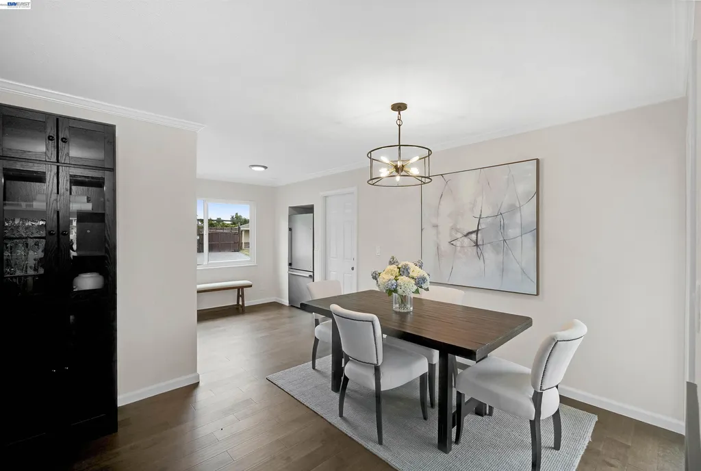 7 Newhall Street Hayward CA 94544
