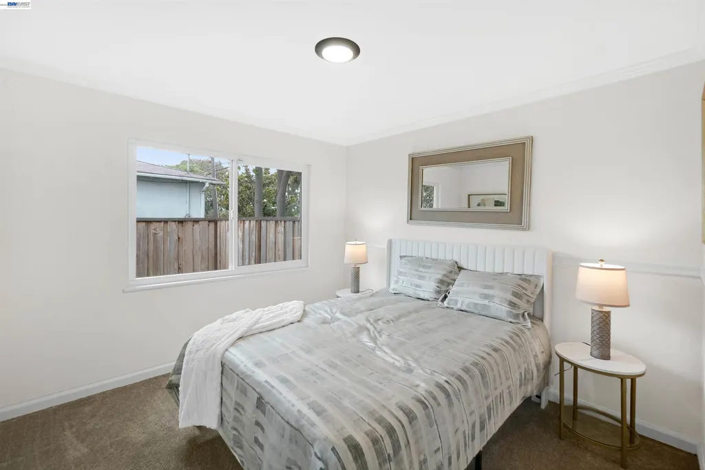 7 Newhall Street Hayward CA 94544