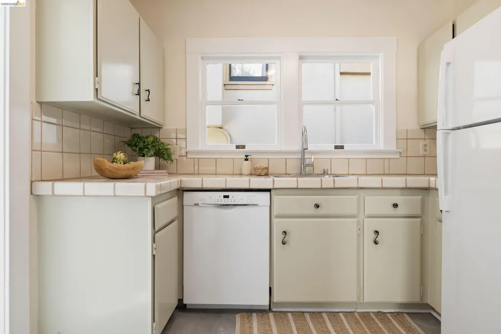 538 Weldon Avenue Oakland CA 94610