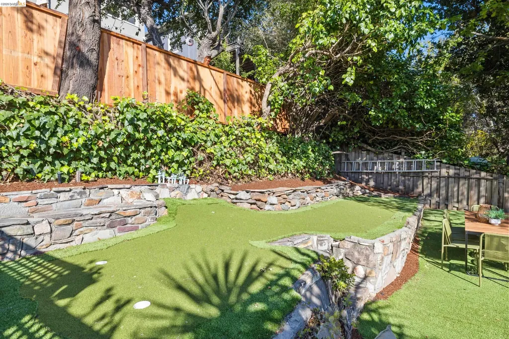538 Weldon Avenue Oakland CA 94610