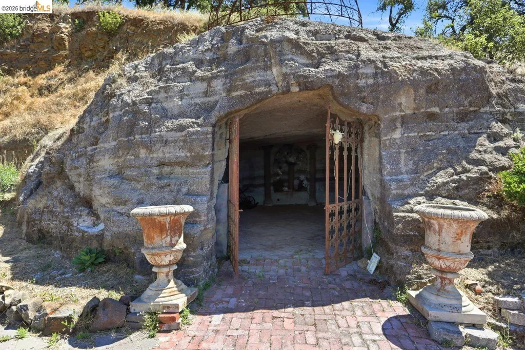 1200 Shadybrook Lane Napa CA 94558