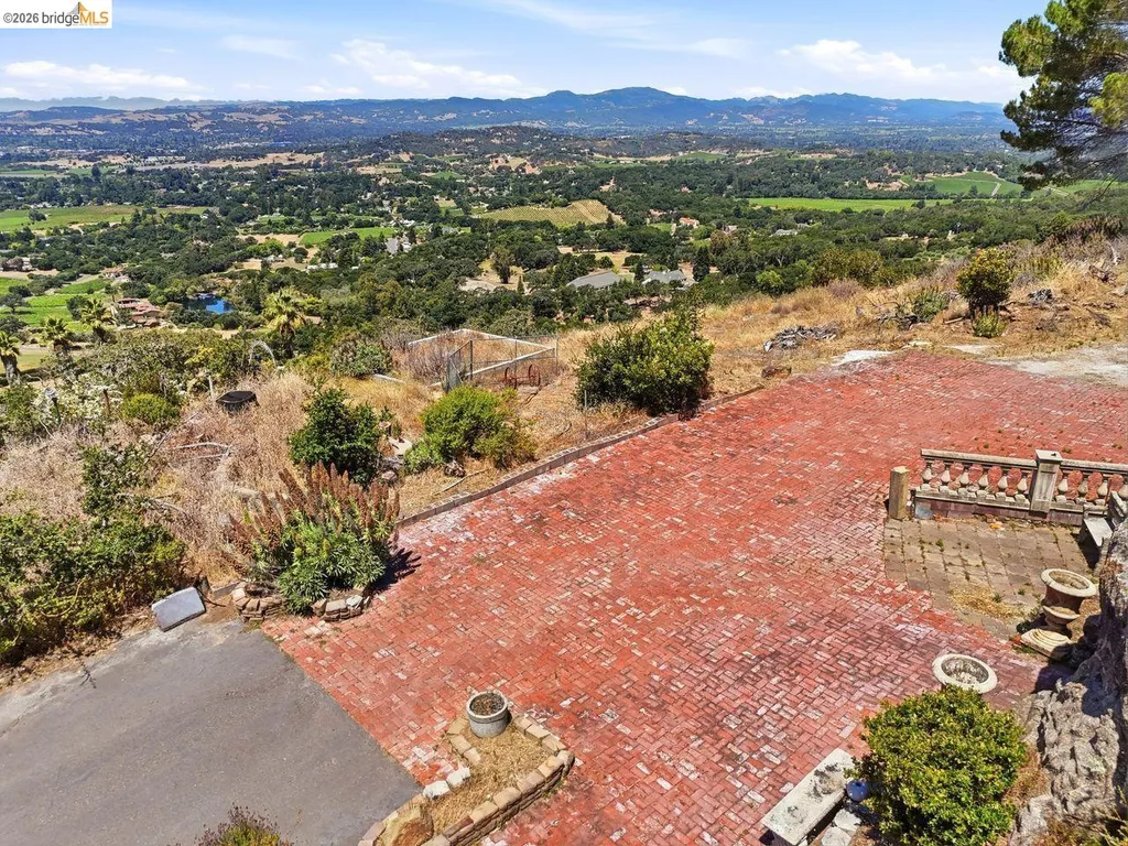 1200 Shadybrook Lane Napa CA 94558