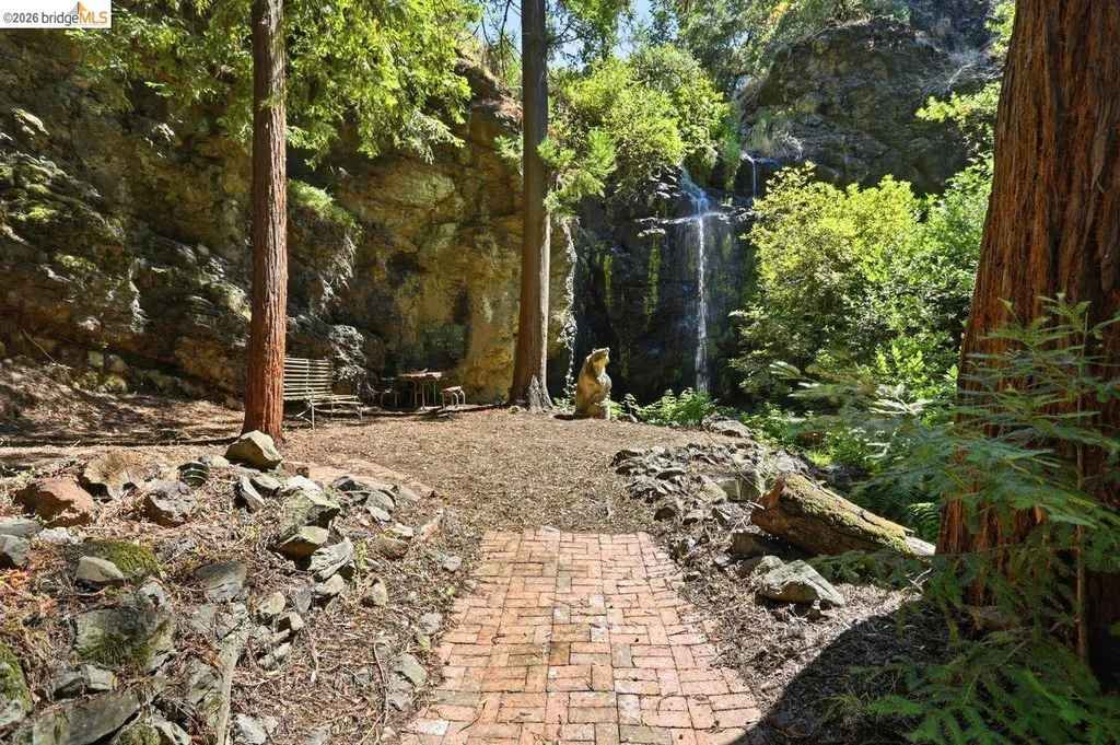 1200 Shadybrook Lane Napa CA 94558