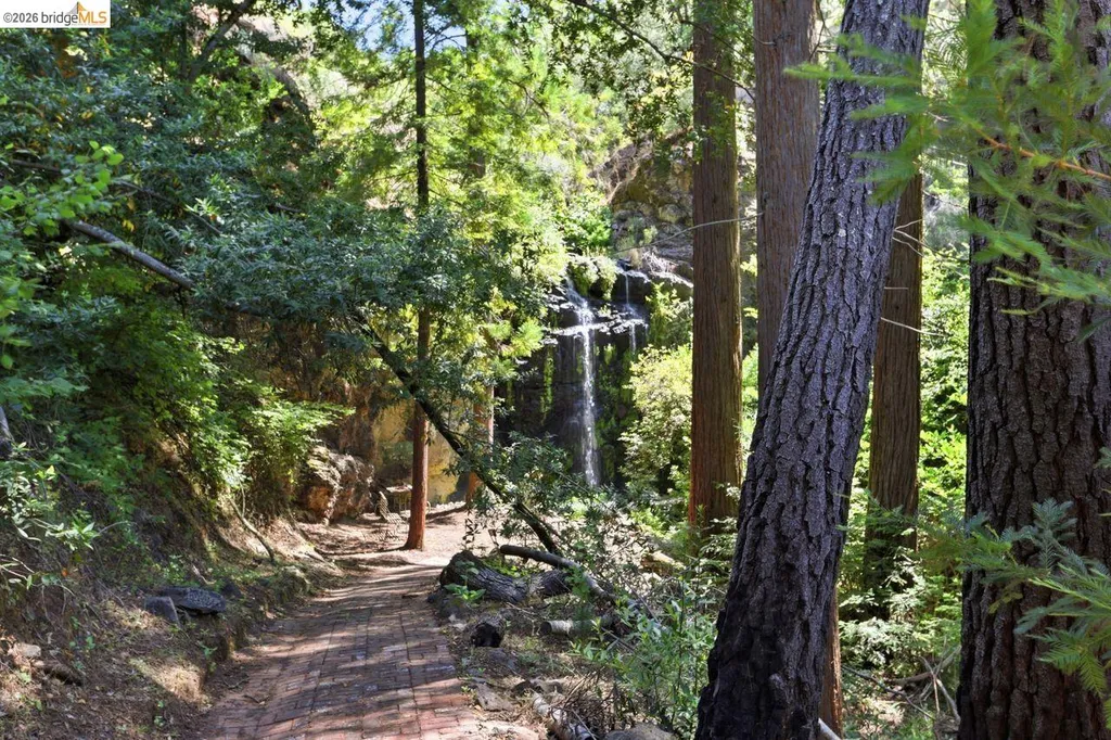 1200 Shadybrook Lane Napa CA 94558