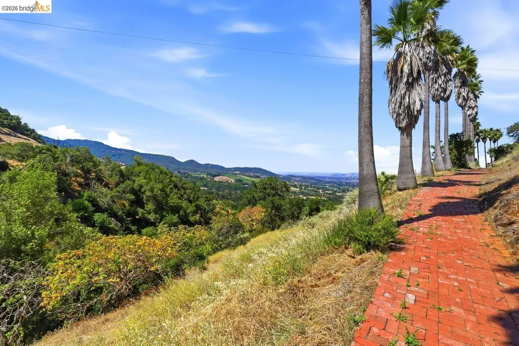 1200 Shadybrook Lane Napa CA 94558