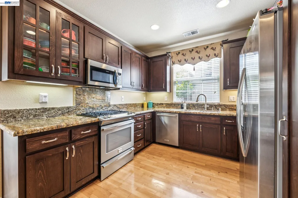 3158 Persimmon Circle Pleasanton CA 94588