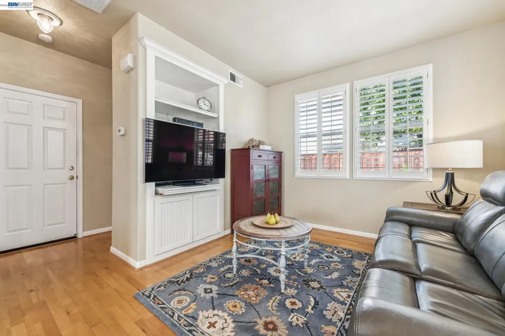 3158 Persimmon Circle Pleasanton CA 94588
