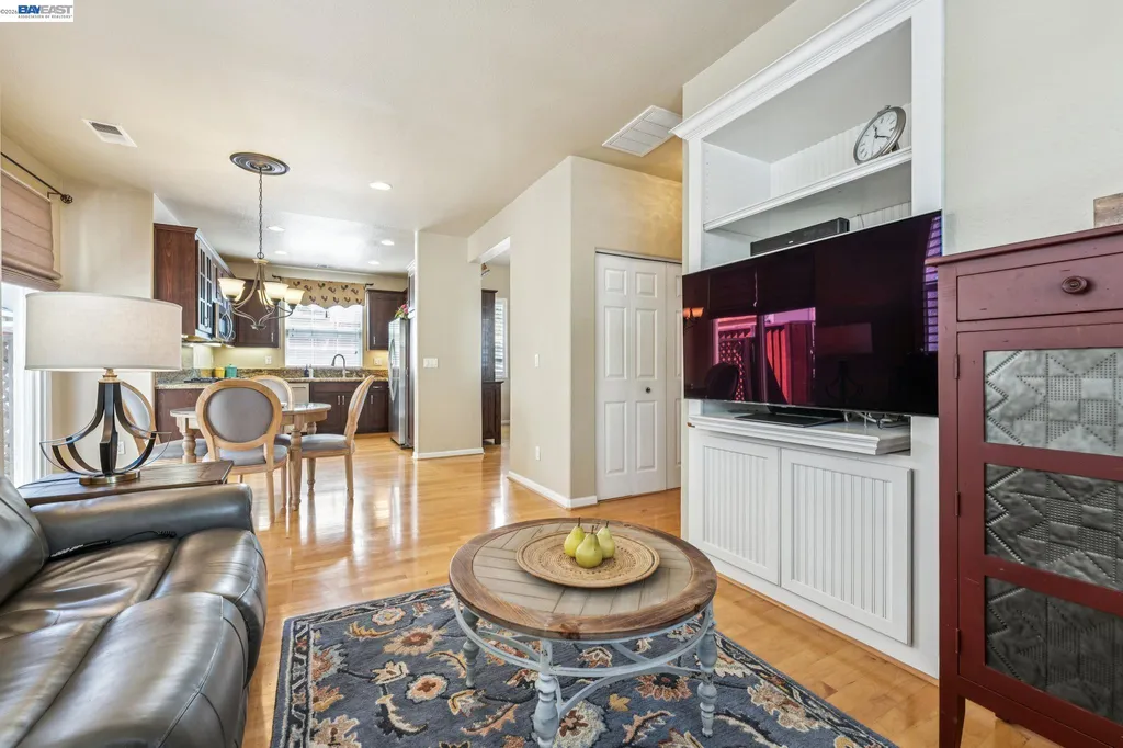 3158 Persimmon Circle Pleasanton CA 94588