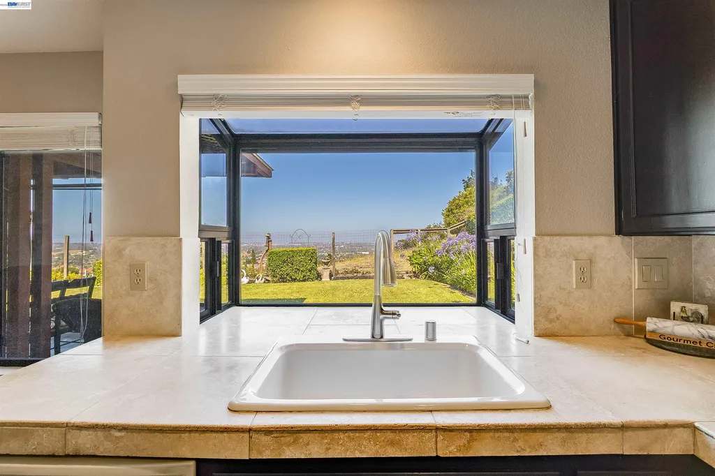 2321 Ascot Parkway Vallejo CA 94591