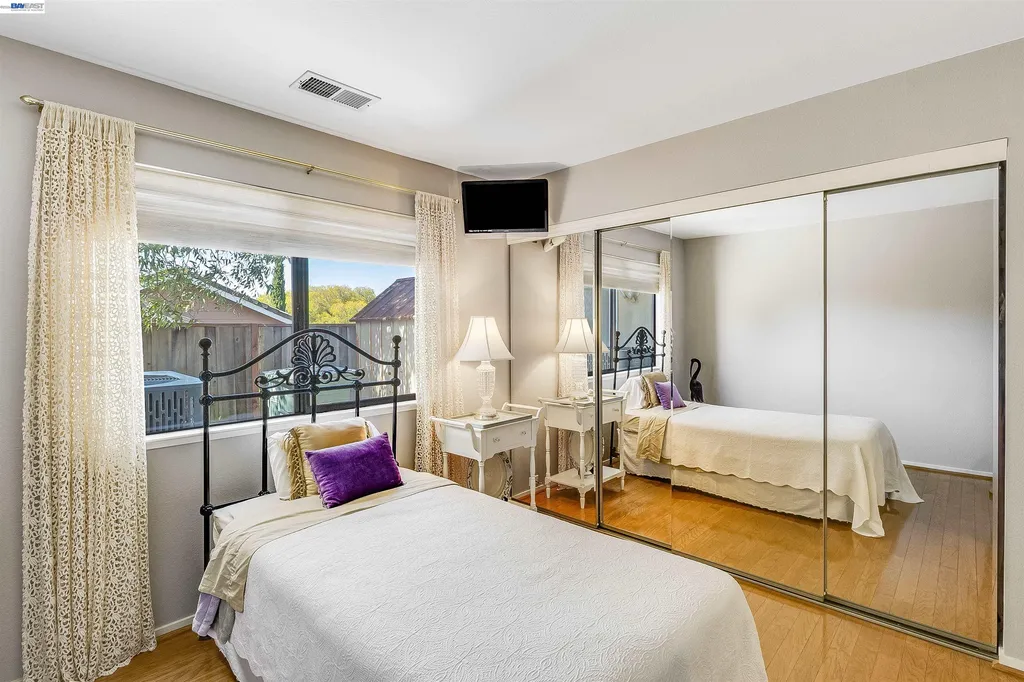 2321 Ascot Parkway Vallejo CA 94591