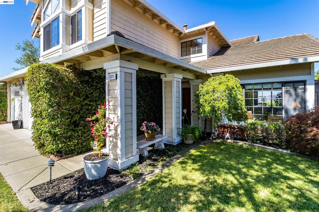 2321 Ascot Parkway Vallejo CA 94591