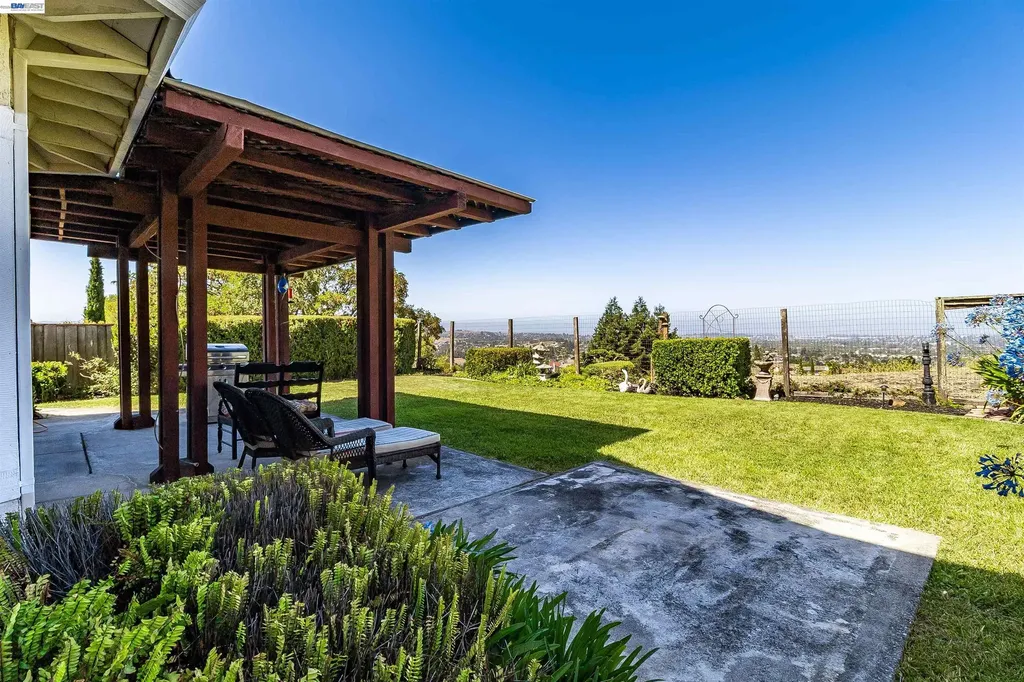 2321 Ascot Parkway Vallejo CA 94591