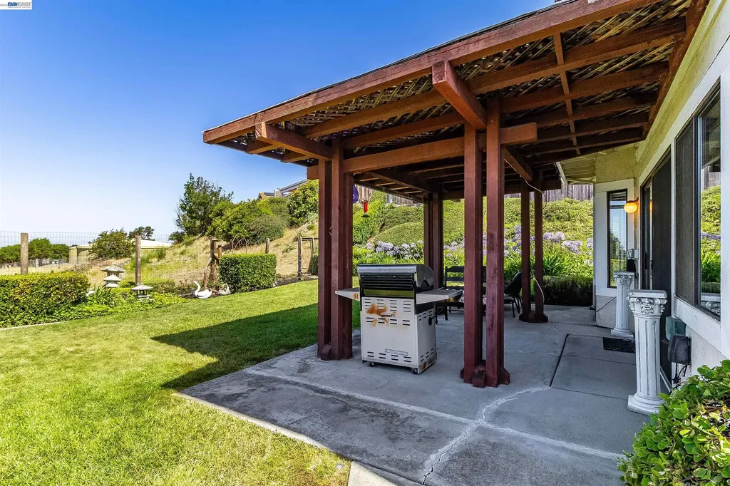 2321 Ascot Parkway Vallejo CA 94591