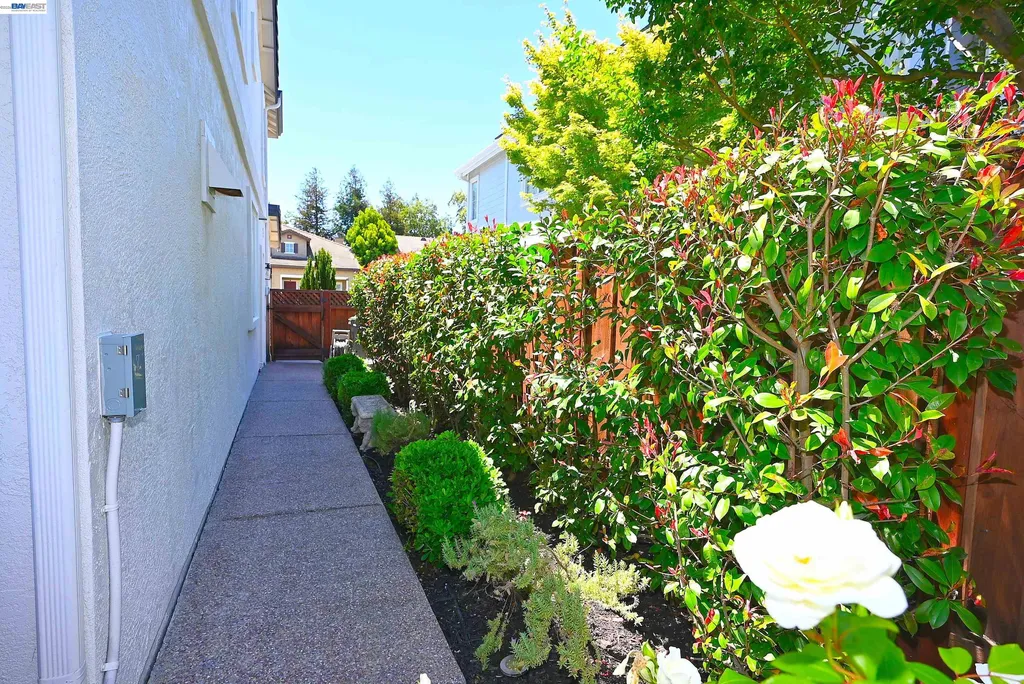 5305 Asterwood Drive Dublin CA 94568
