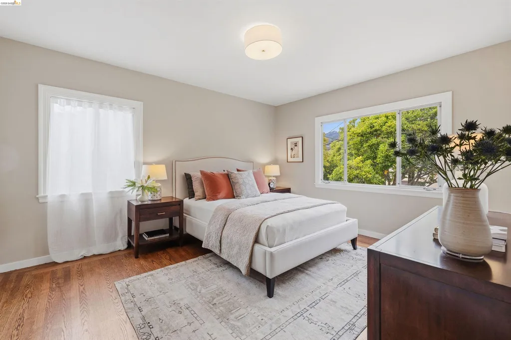 3631 Victor Avenue Oakland CA 94619