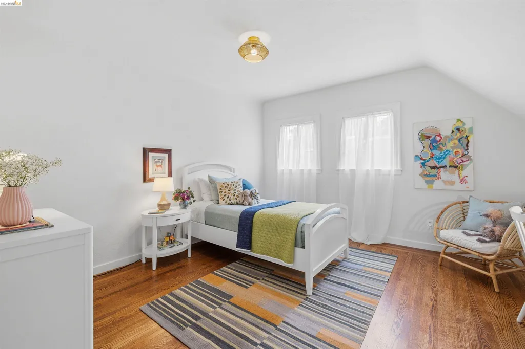 3631 Victor Avenue Oakland CA 94619